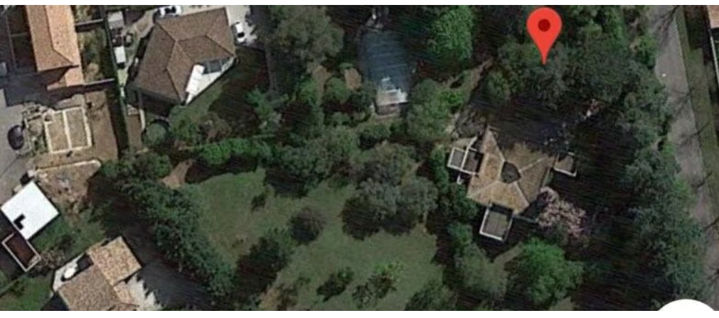 Lunel immeuble en zone pavillonnaire